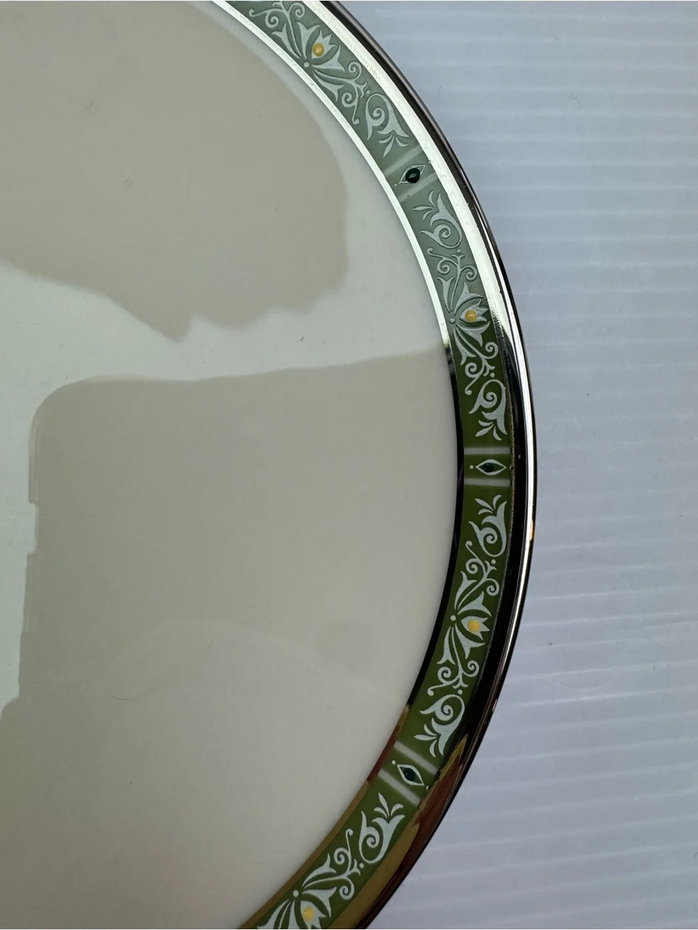 Set of 4 VTG Lenox ADRIENNE Bread & Butter Plates 6 1/4” Ivory Fine China USA